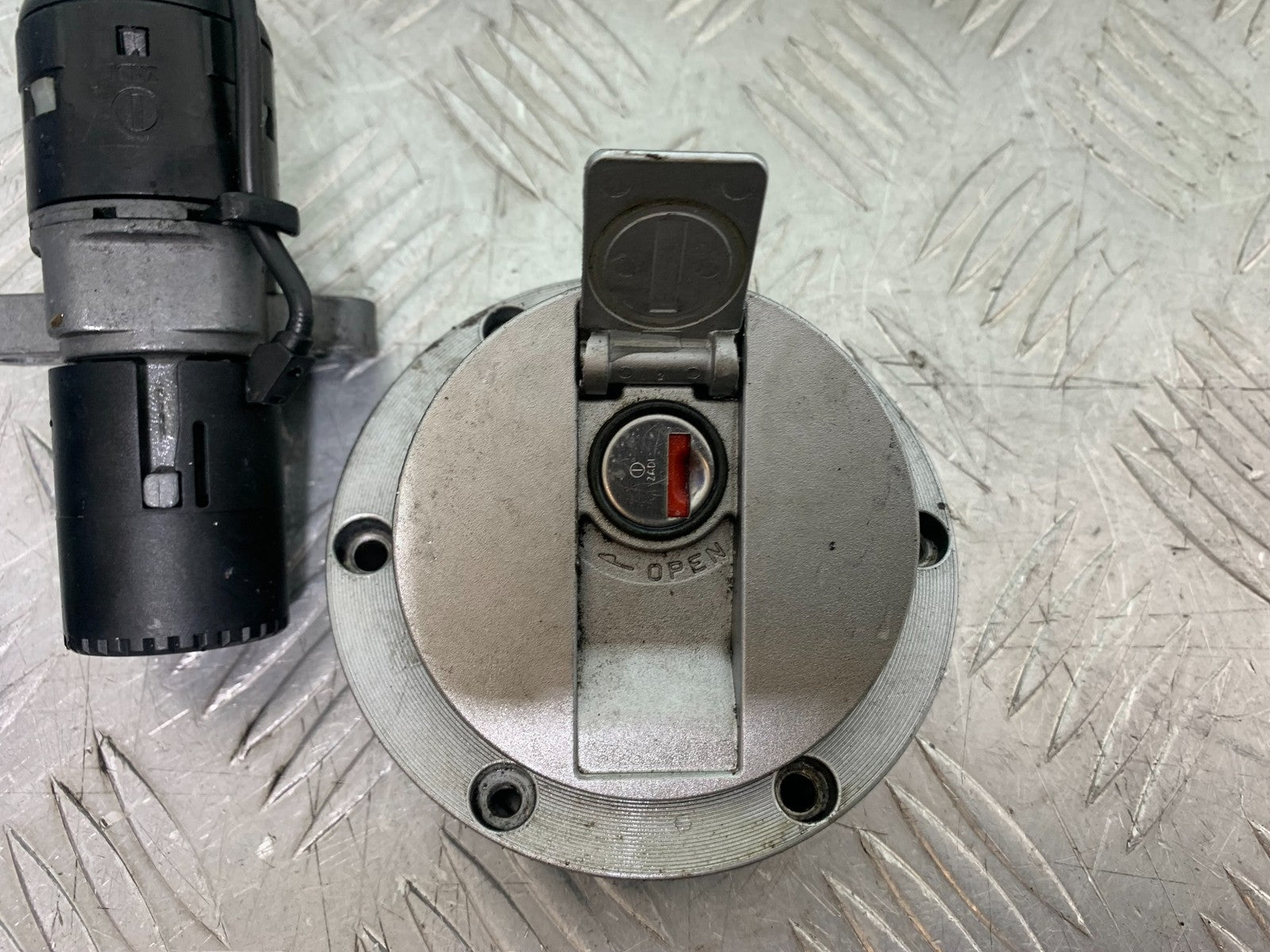 APRILIA SL750 SL 750 SHIVER ECU LOCKS KEYS   YEAR 2008-2016 (CMB1242)