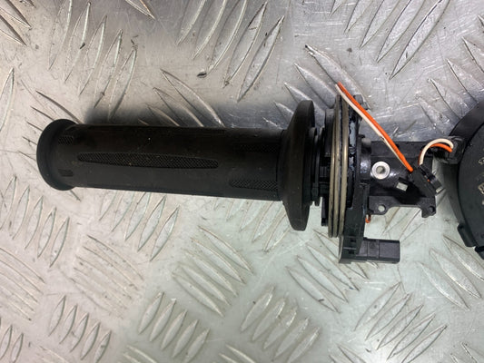 BMW M1000 R THROTTLE AND HOUSING  YEAR 2023-2024 (CMB1140)