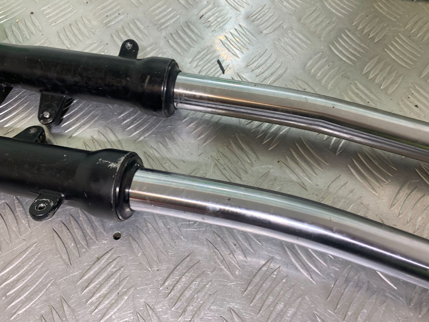 LEXMOTO LXR 125 FORKS (BENT)  YEAR 2019-2023 (CMB1076)