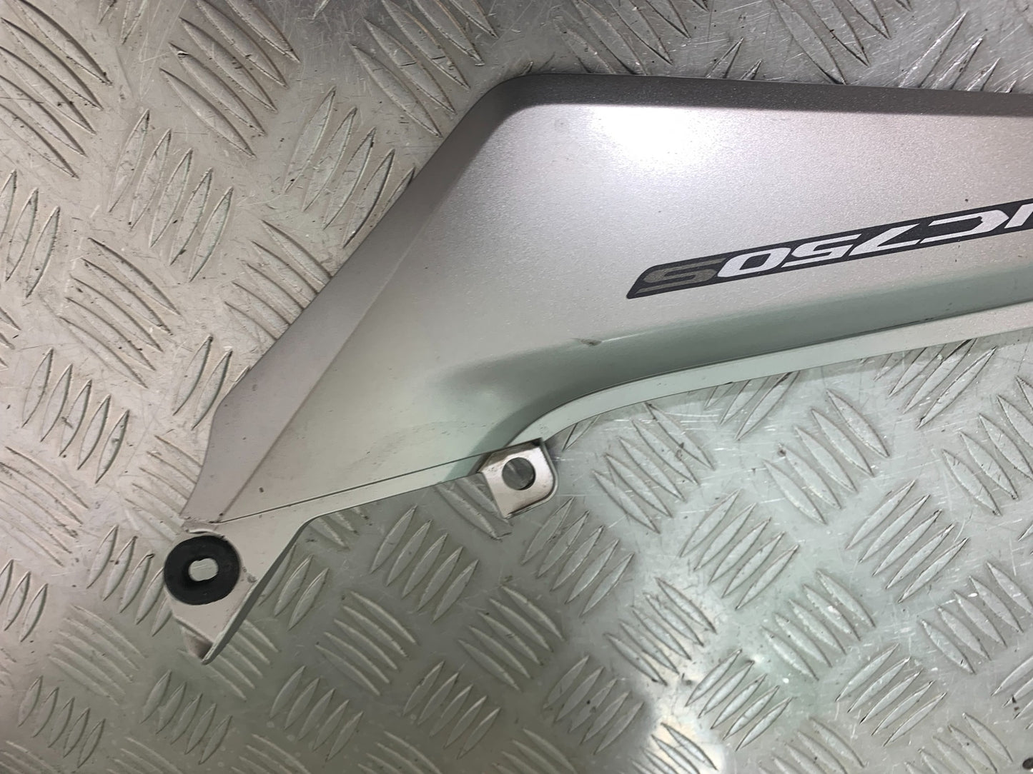 HONDA NC750 NC 750 S RIGHT SEAT PANEL   2016-2020 (CMB1146)
