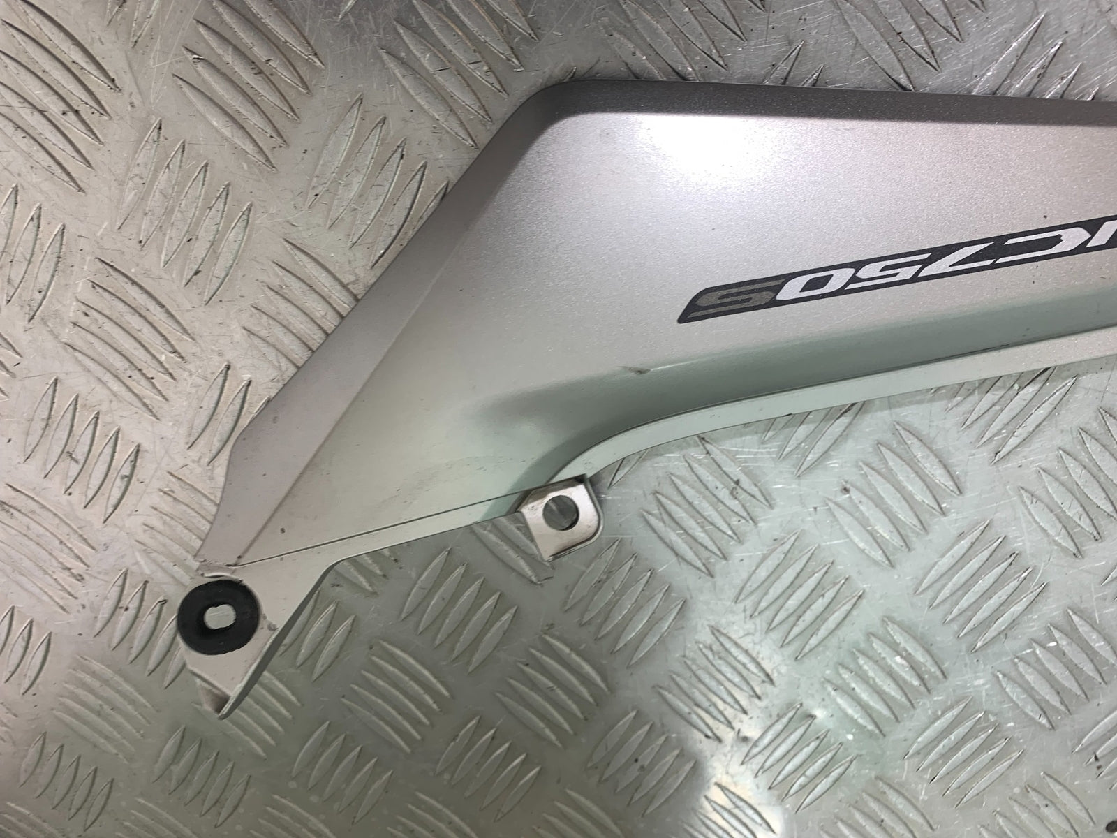 HONDA NC750 NC 750 S RIGHT SEAT PANEL   2016-2020 (CMB1146)