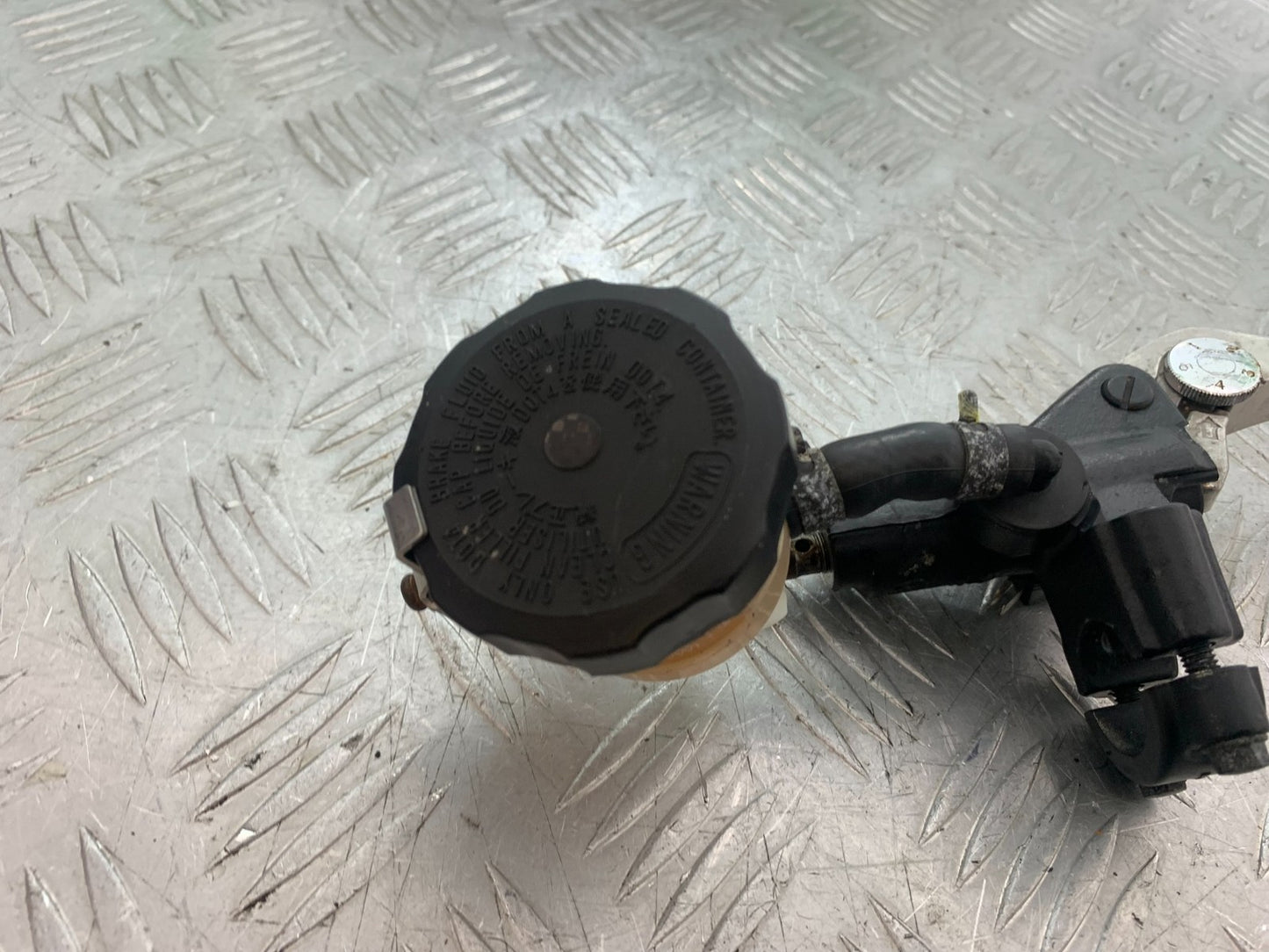 YAMAHA YZF R1 4XV FRONT MASTER CYLINDER   YEAR 1998-99 (CMB1291)