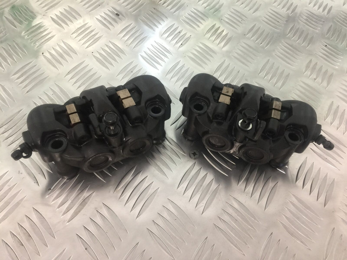 KAWASAKI Z1000 SX FRONT BRAKE CALIPERS  YEAR 2011-13 (STOCK 911)
