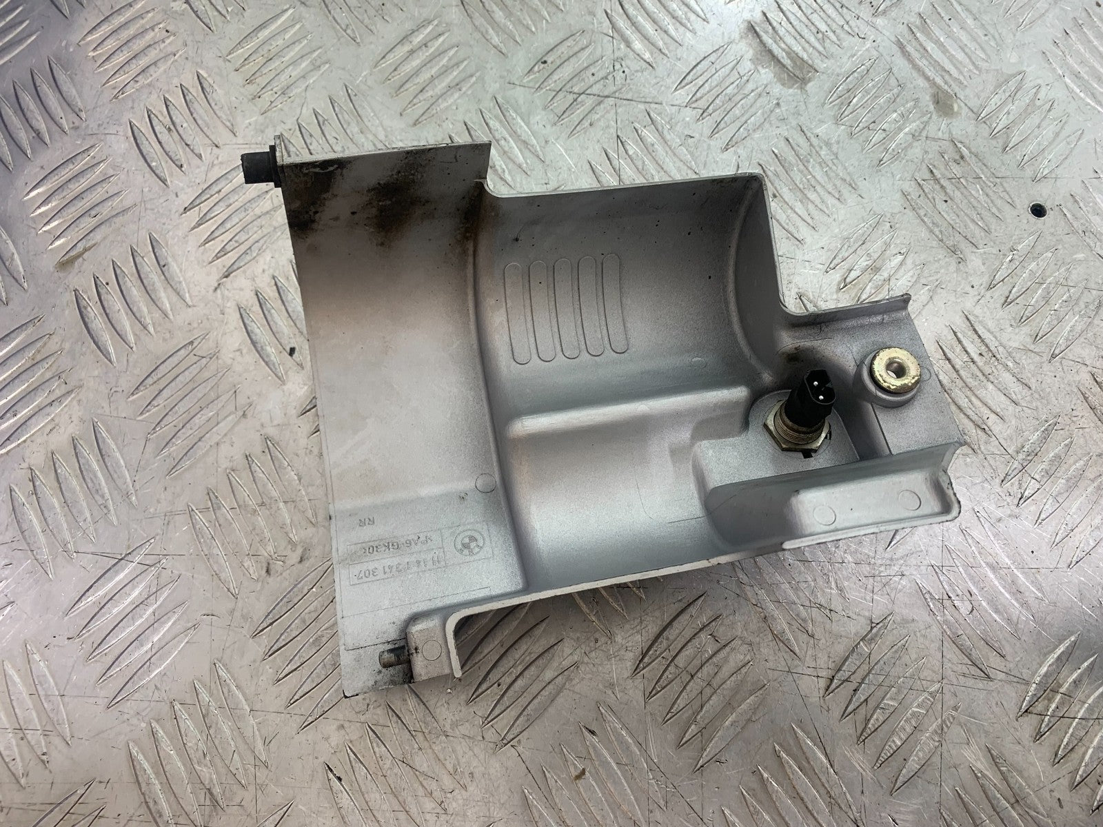 BMW R850 R R850R STARTER MOTOR COVER   YEAR 1994-2002 (CMB1170)