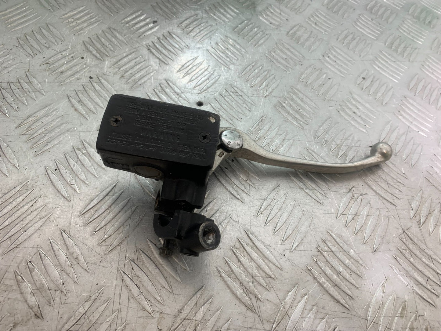 SUZUKI GS500 GS 500 FRONT BRAKE MASTER CYLINDER    YEAR 2001-2008 (CMB1254)