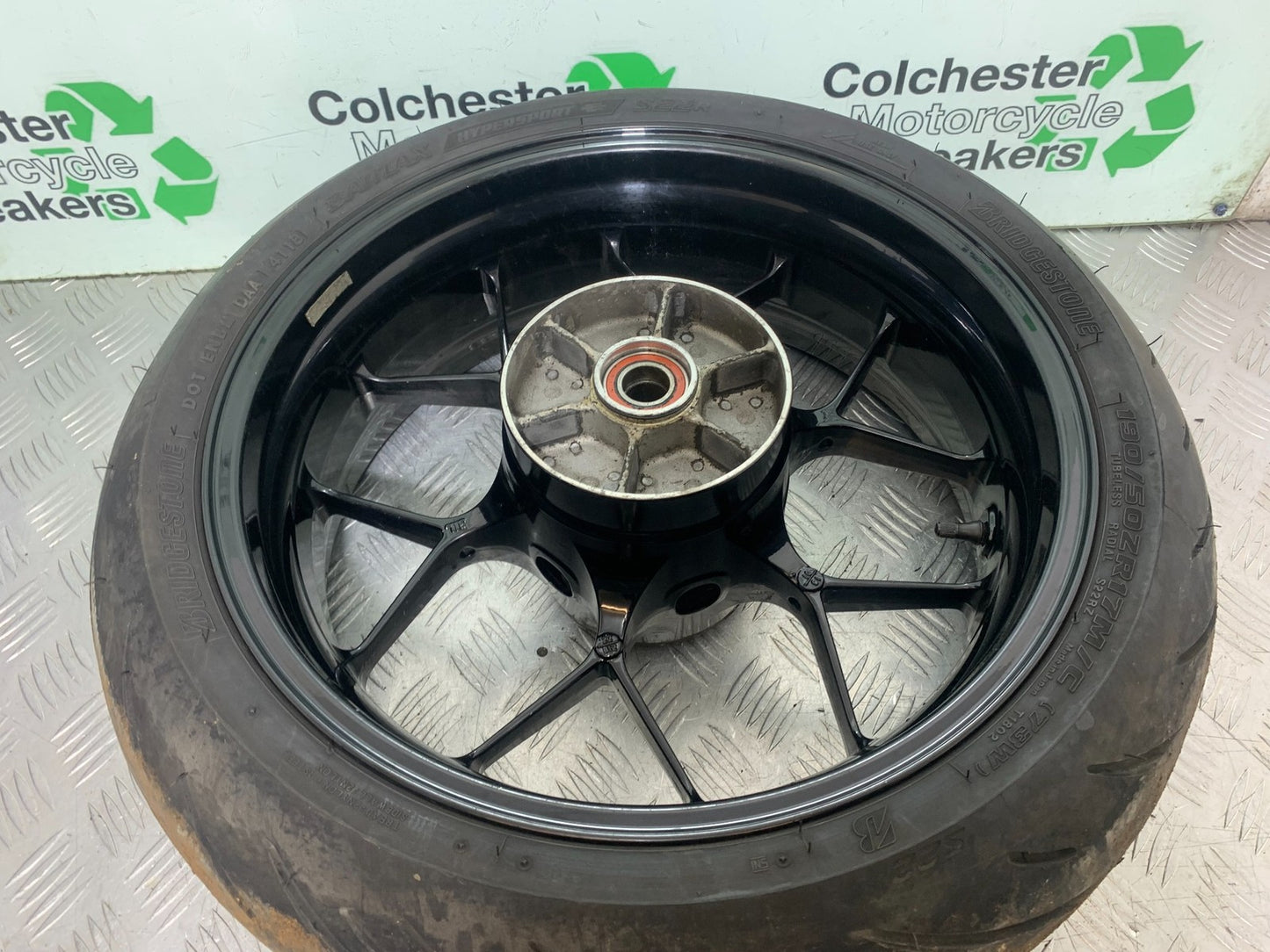 HONDA CBR1000 rr FIREBLADE REAR WHEEL   2012-2016 (CMB1280)