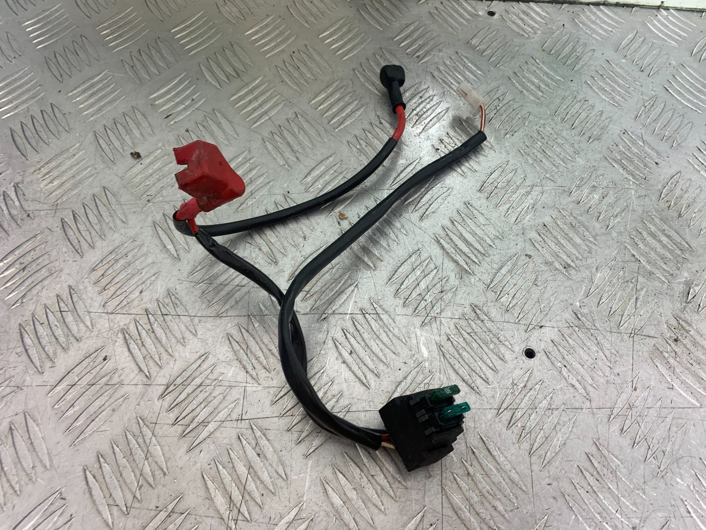 APRILIA RSV1000 R FACTORY FUSE BOX   2004-09 (CMB1203)