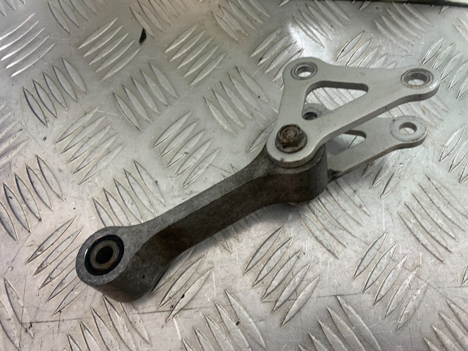 APRILIA TUONO 1000 V4 REAR SHOCK LINKAGE  YEAR 2013-2014  (CMB1239)