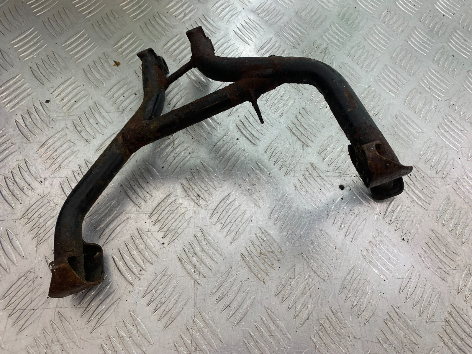 SUZUKI GSF600 GSF 600 BANDIT CENTER STAND   2000-2004 (CMB1269)