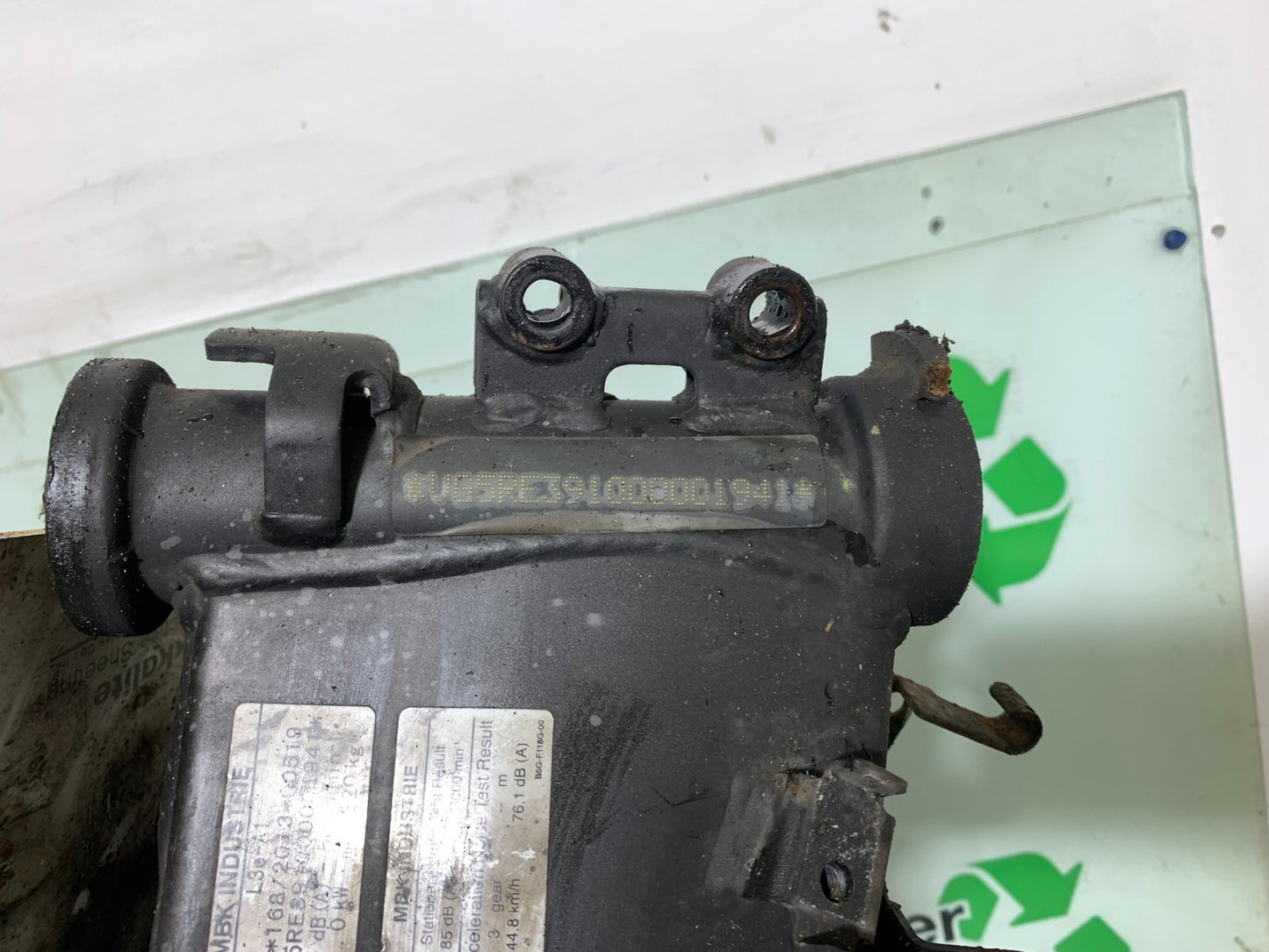 YAMAHA YZF-R125 YZF 125 FRAME REG LOG BOOK  YEAR 2019-2022 (CMB1263)