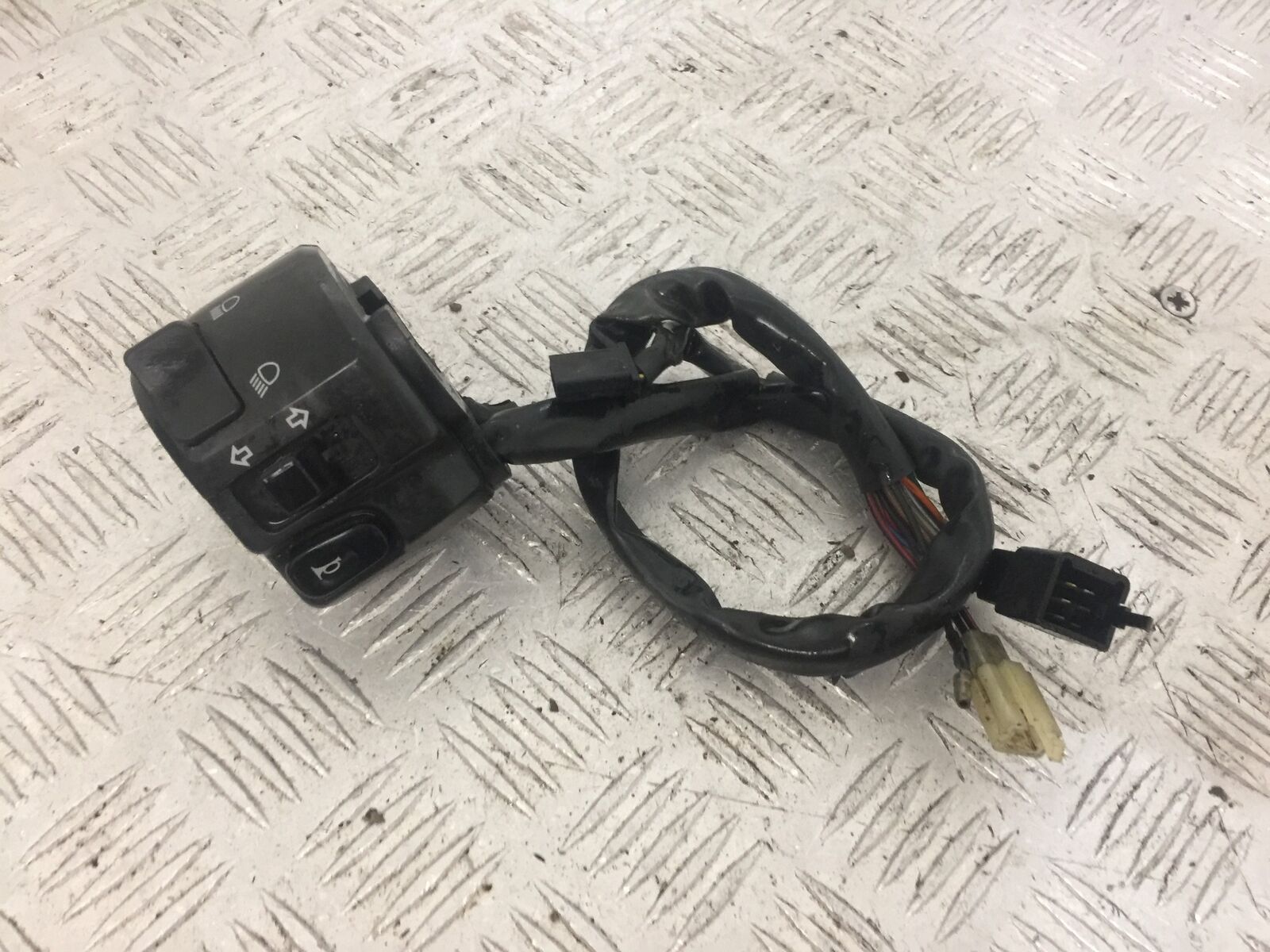 KAWASAKI ZX6R ZX6 J LEFT SWITCH GEAR  YEAR 2000 (STOCK 836)