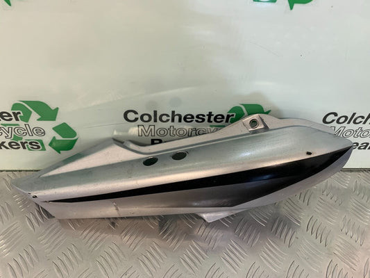 YAMAHA FZS600 FAZER 600 RIGHT TAIL PIECE   YEAR 2002-03  (STOCK 950)