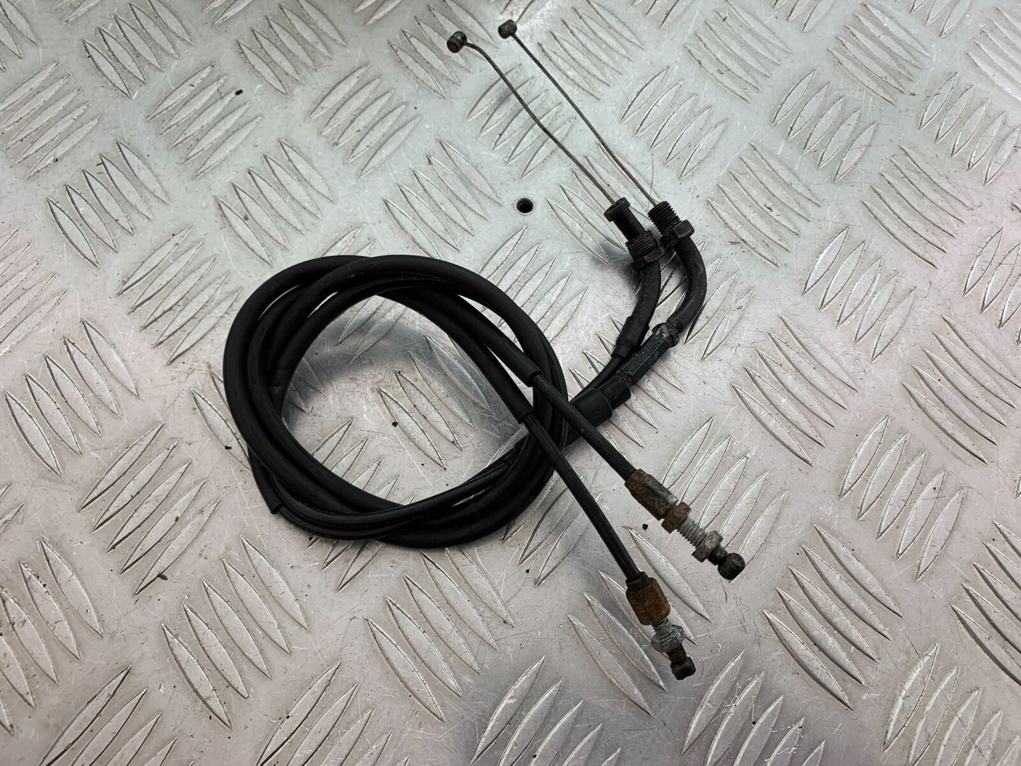 HONDA CBR500R CBR 500 R THROTTLE CABLES  YEAR 2012-16 (CMB1048)