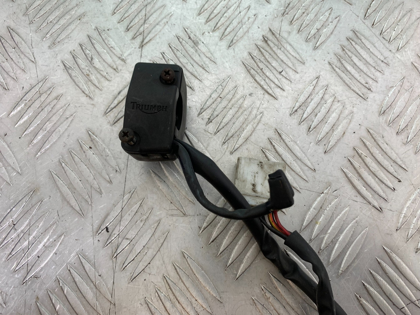 TRIUMPH T509 SPEED TRIPLE RIGHT SWITCH GEAR YEAR 1997-1998 (CMB1144)
