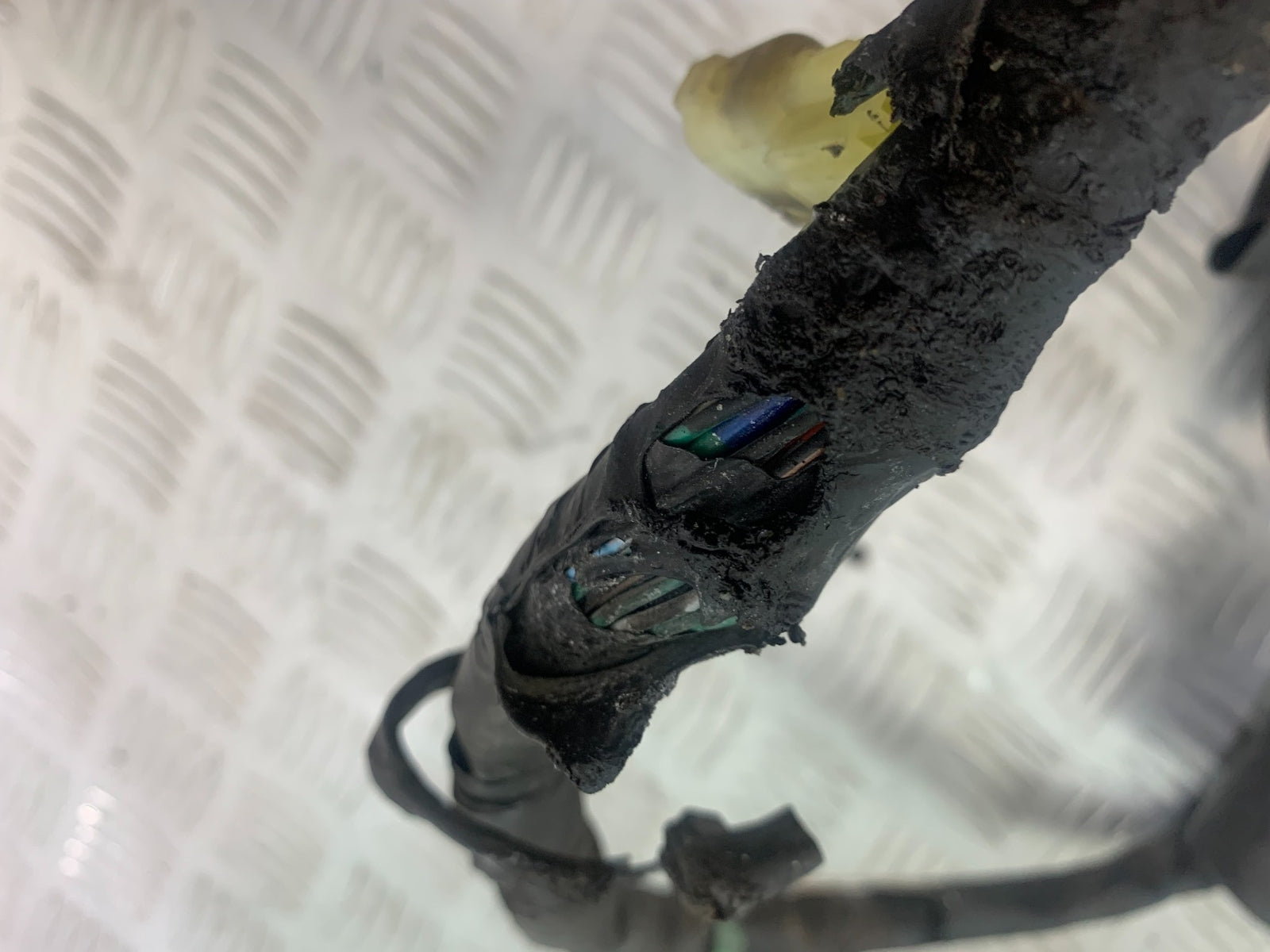 HONDA VTX1300 S-6 WIRING LOOM (SOLD AS PARTS) YEAR 2004-09 (CMB1159)