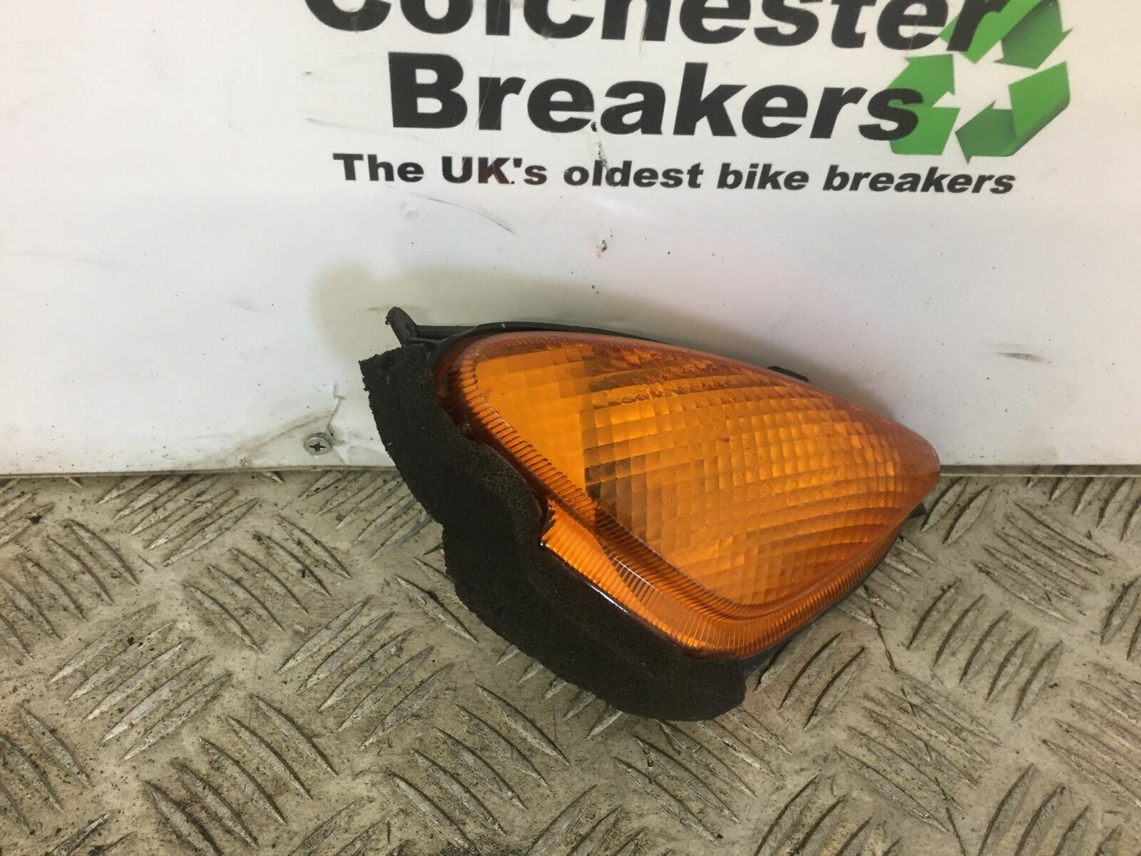 HONDA NT650 V DEAUVILLE FRONT RIGHT INDICATOR  YEAR 1998 2002