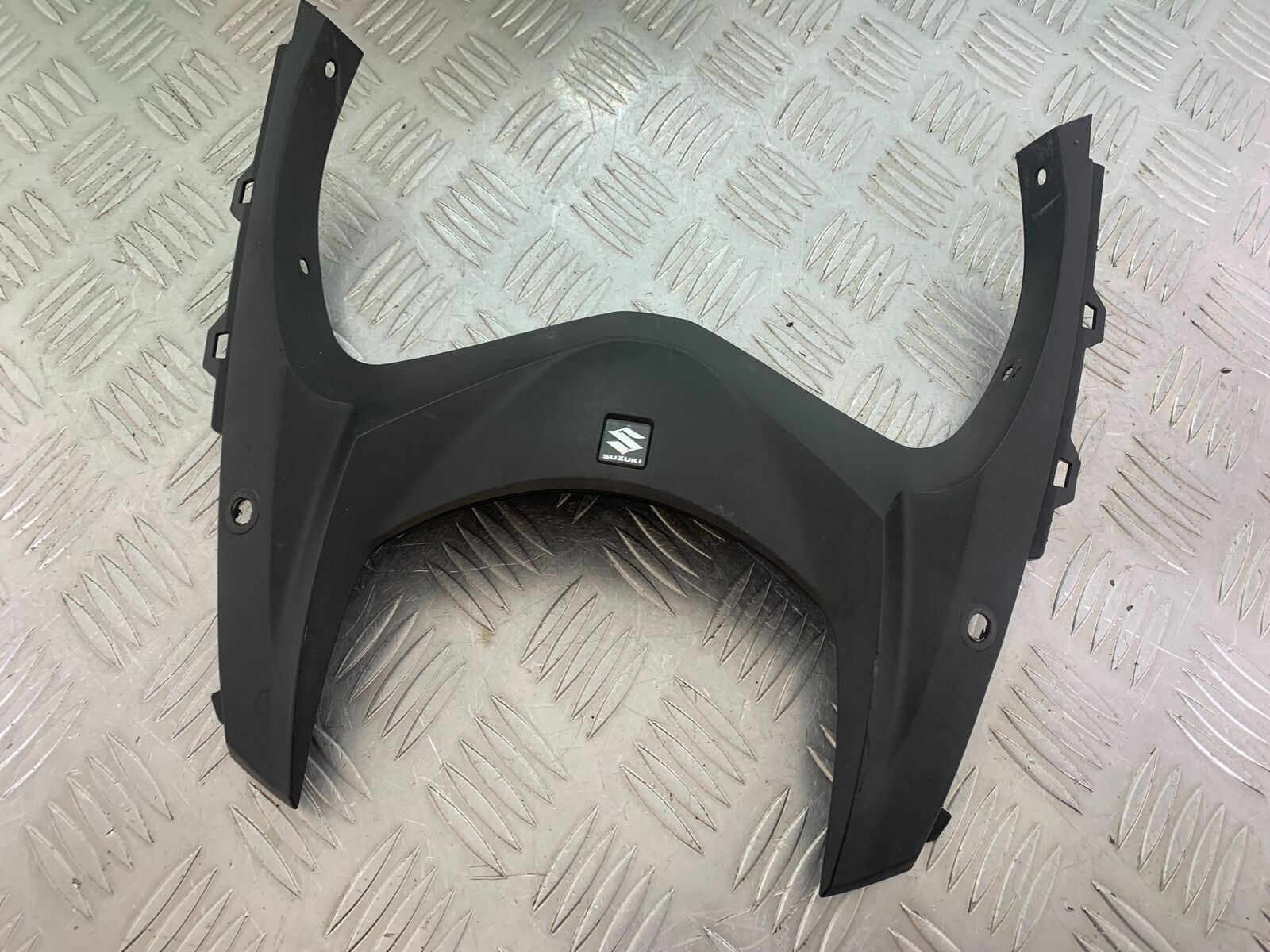 SUZUKI DL 650 V-STROM INFILL PANEL  YEAR 2020 (CMB1117)