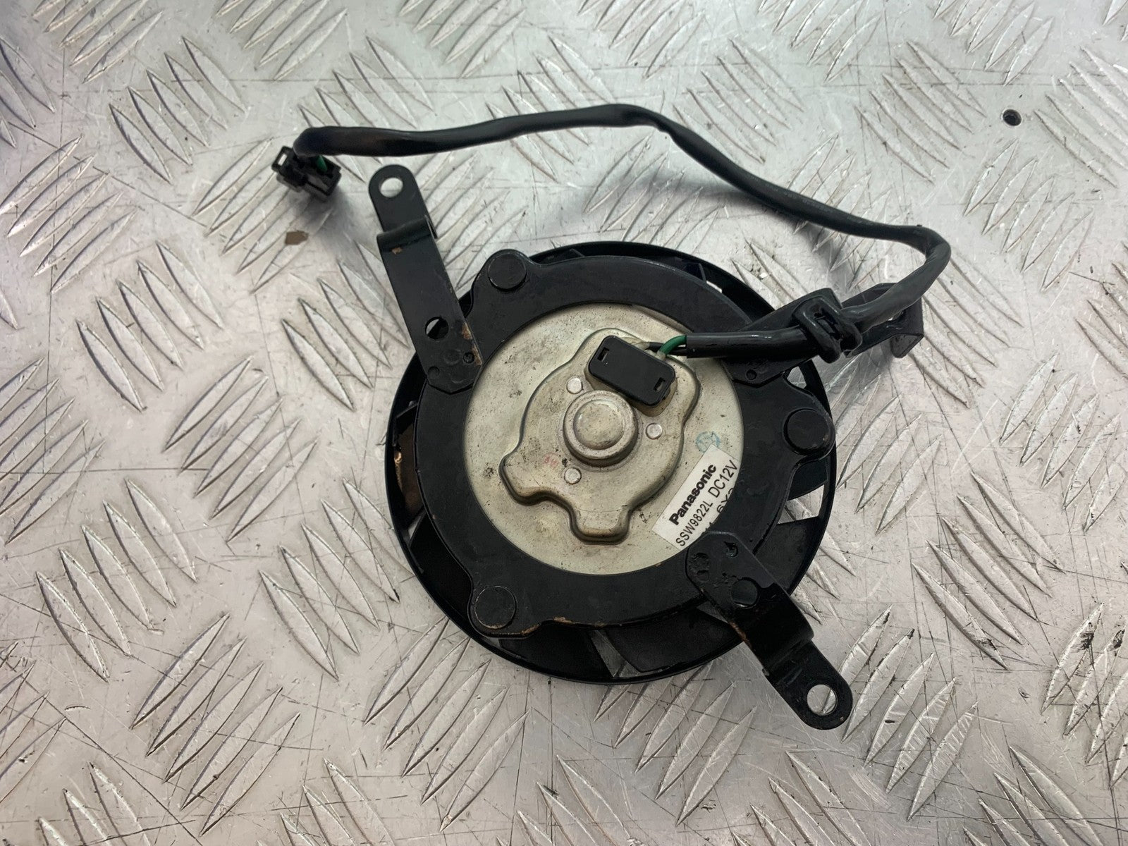 YAMAHA YZF R1 4C8 RADIATOR FAN  YEAR 2007-2008 (CMB1237)