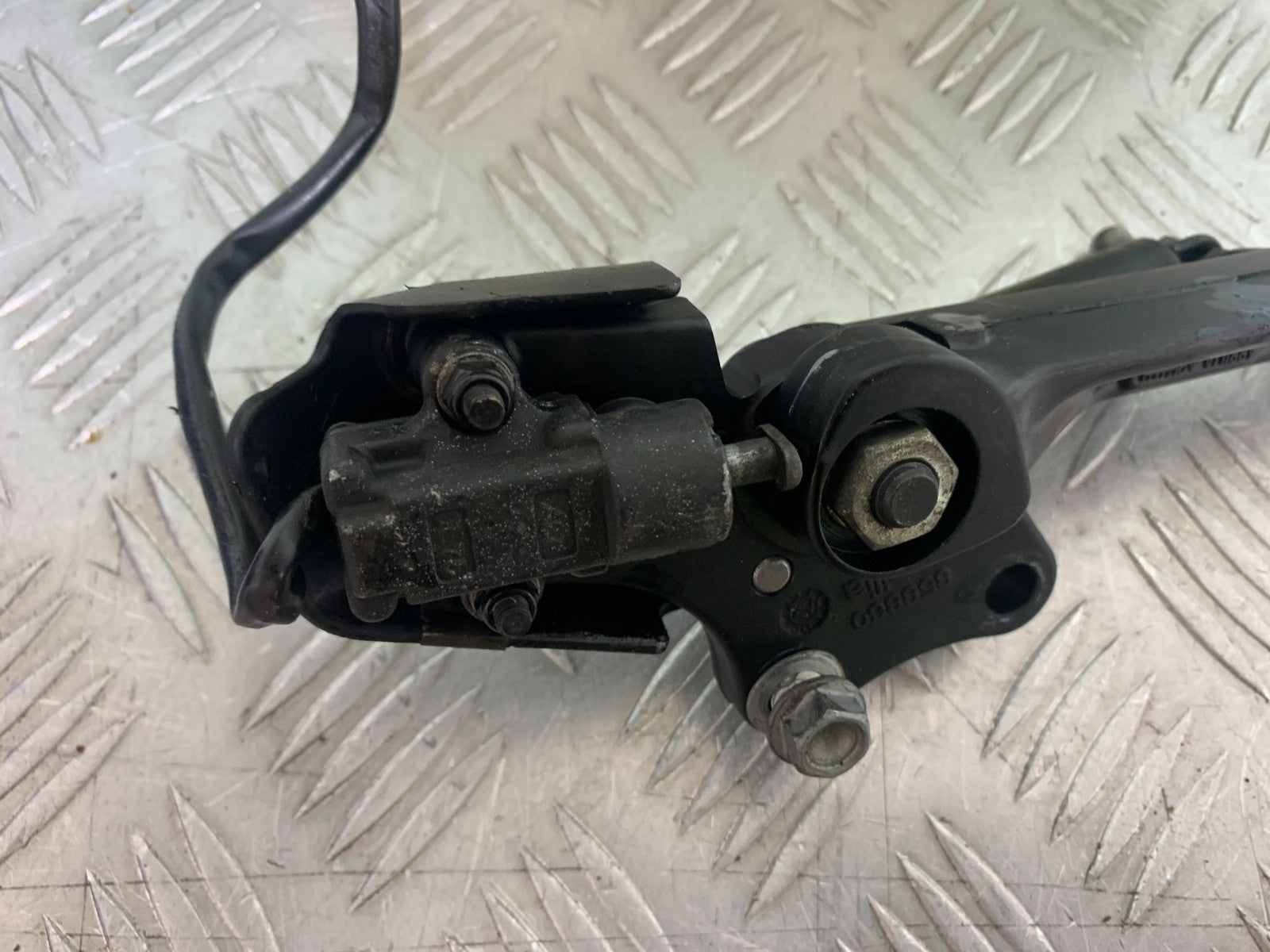 APRILIA RSV4 FACTORY SIDE STAND AND BRACKET  YEAR 2009-2012 (CMB1224)