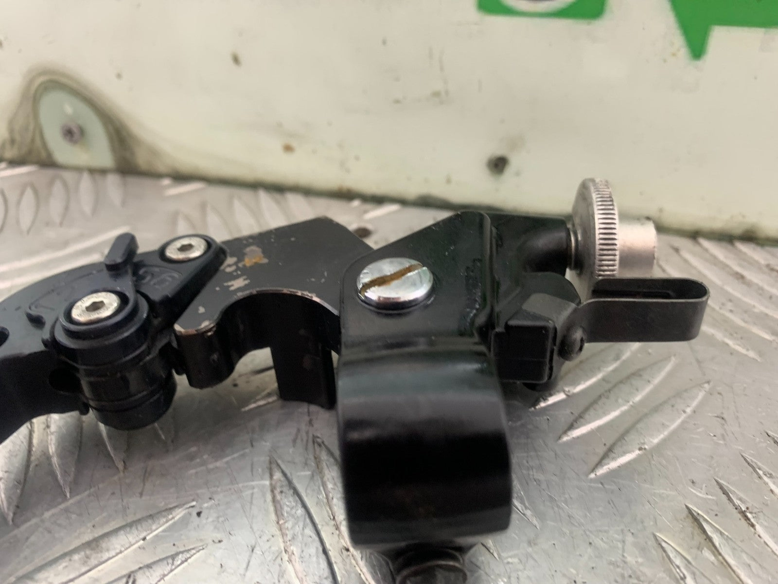 HONDA CBR1000 RR CBR 1000RR FIREBLADE CLUTCH LEVER BRACKET 2008-2011 (CMB1179)