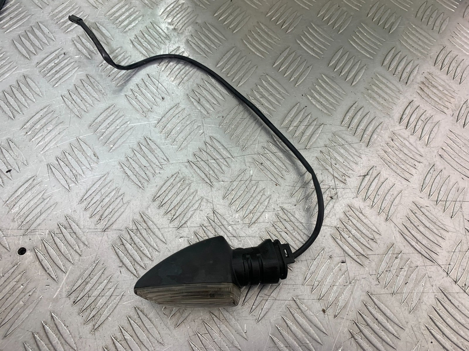 YAMAHA YZF-R125 YZF 125 LEFT FRONT INDICATOR  YEAR 2019-2022 (CMB1263)