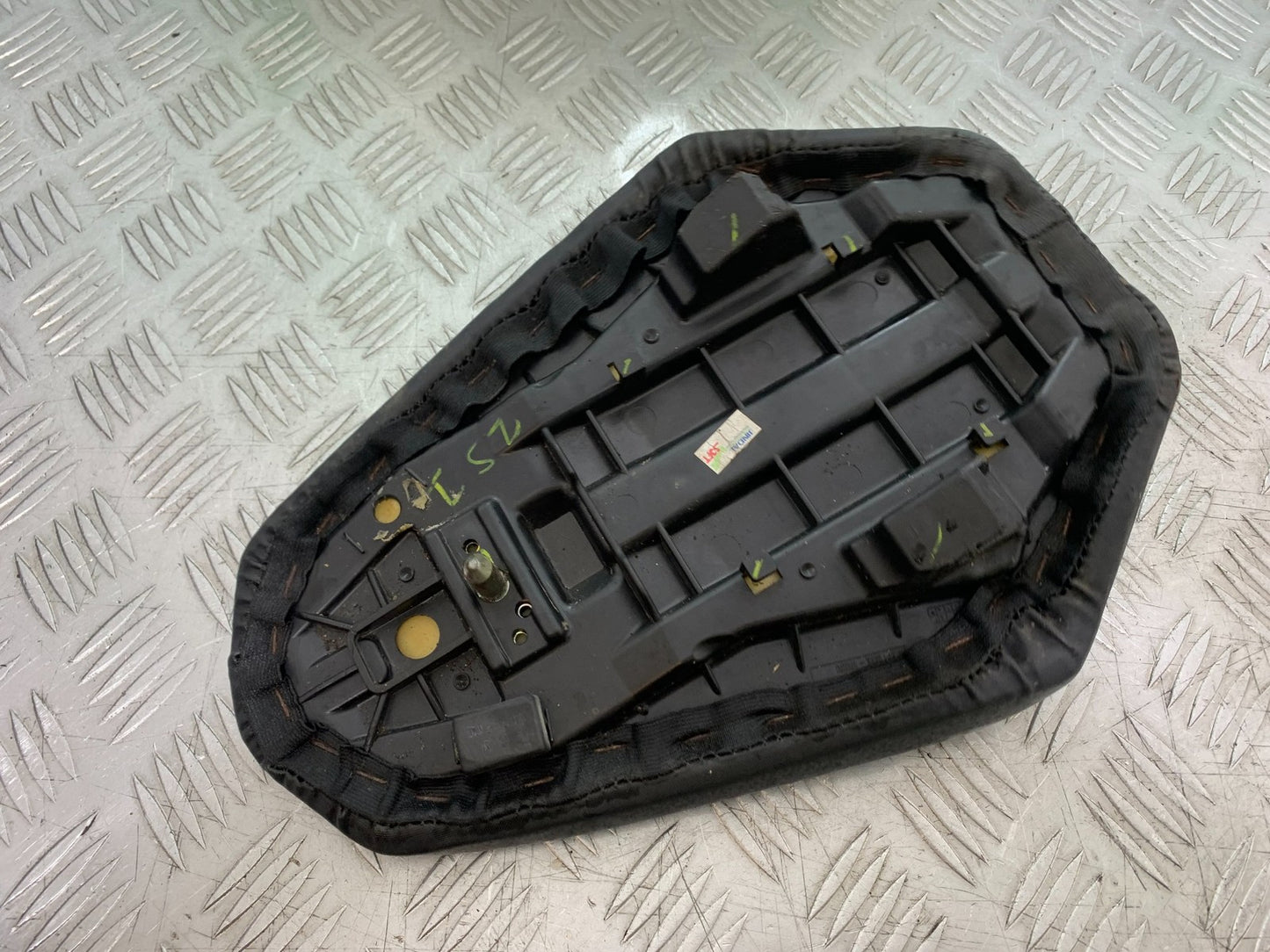 KAWASAKI NINJA 400 EX 400 REAR SEAT YEAR 2018-2022 (CMB1278)