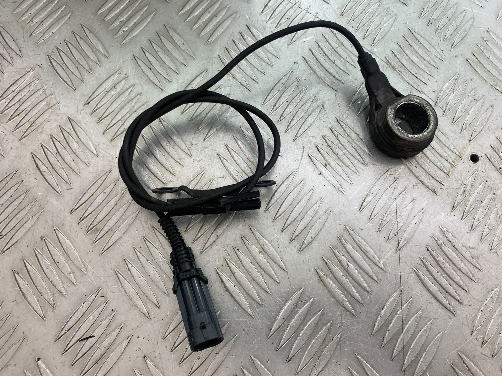 HARLEY DAVIDSON FXS  BLACKLINE 1585 FRONT ABS SENSOR  YEAR 2012 (CMB1147)