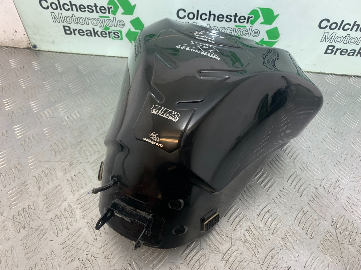 KAWASAKI ZX10R ZX10 R PETROL TANK   2008-2010 (CMB1206)