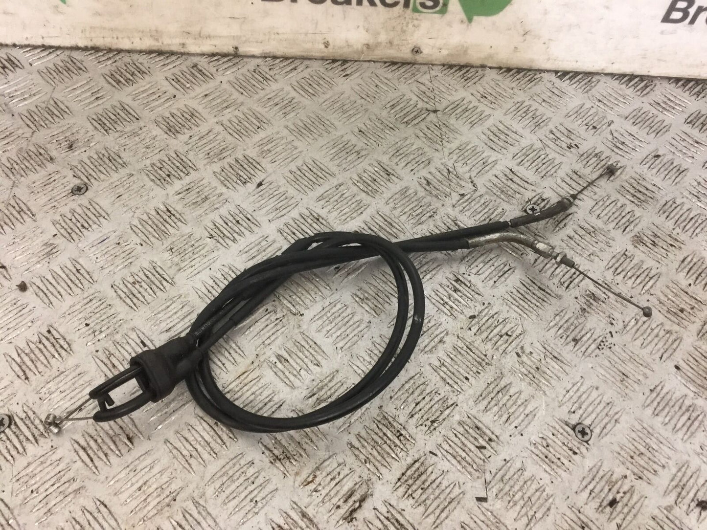 YAMAHA FJR1300 FJR 1300 THROTTLE CABLES  YEAR 2001-05 (STOCK 814)