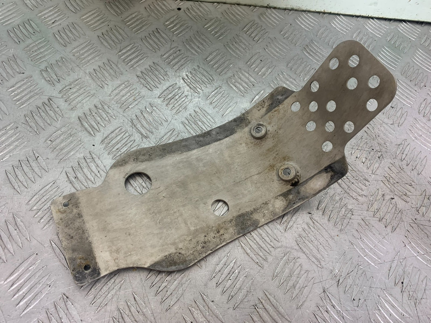 KAWASAKI KXF250 KXF 250 ENGINE BASH PLATE   YEAR 2006-2008 (CMB1309)