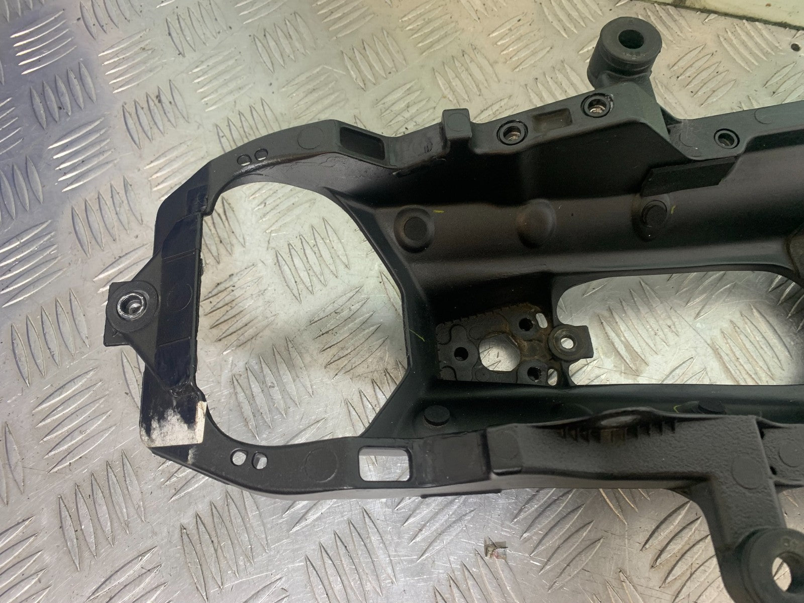 YAMAHA YZF R1 14 B BIG BANG REAR SUBFRAME 2009-14 (CMB1175)