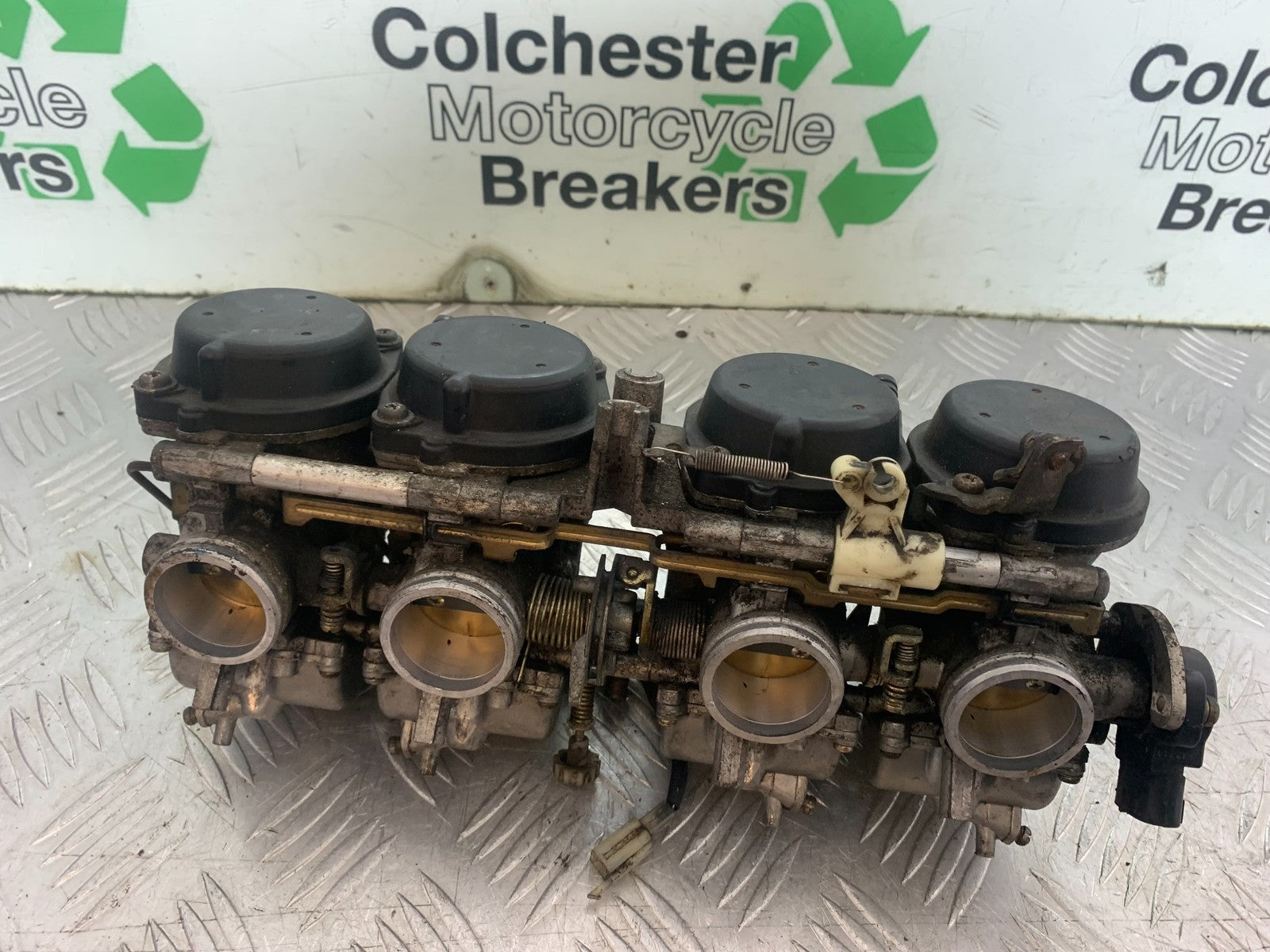 YAMAHA XJ900 XJ 900 DIVERSION CARBS  YEAR 1994-2002 (CMB1292)
