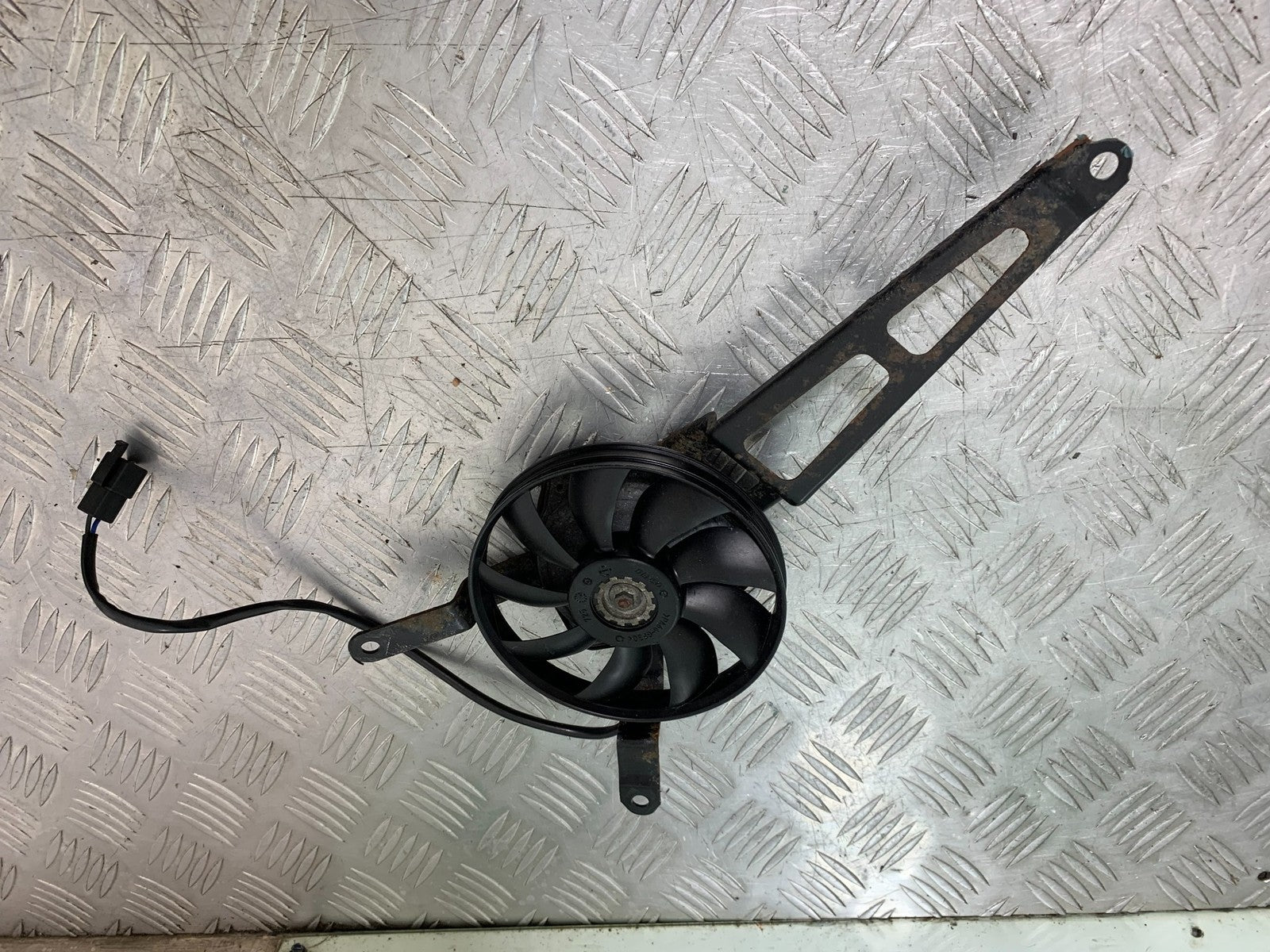 KAWASAKI GTR1400 GTR 1400 RADIATOR FAN  YEAR 2007-2009 (CMB1306)