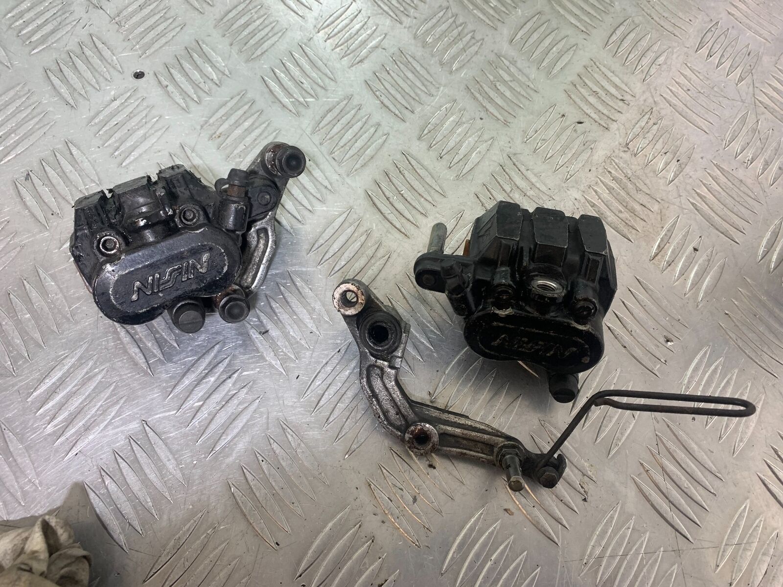HONDA CBR600 CBR 600 F2 FRONT BRAKE CALIPERS  YEAR 1991-1994(CMB1133)