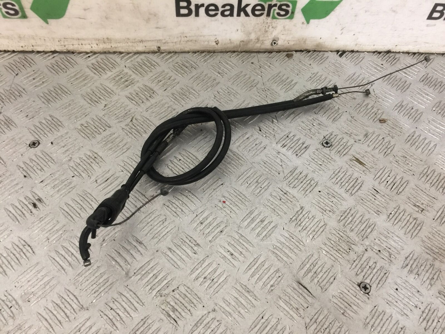YAMAHA FZR1000 EXUP RU THROTTLE CABLES YEAR 1991-1994 (STOCK 820)