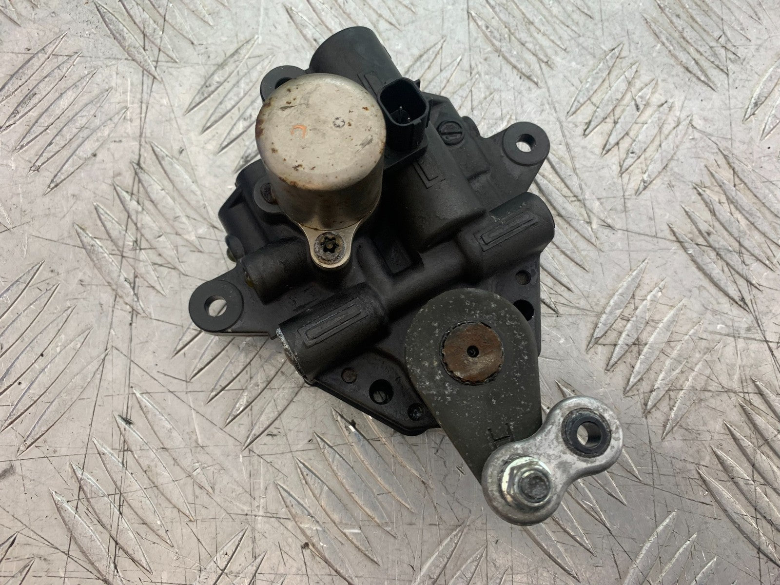HONDA CBR1000 rr FIREBLADE STEERING DAMPER  YEAR 2006 (CMB1220)