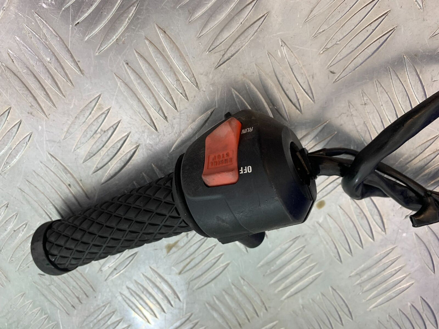 HONDA NTV 650 REVERE RIGHT SWITCH GEAR   YEAR 1988-1996 (CMB1025))