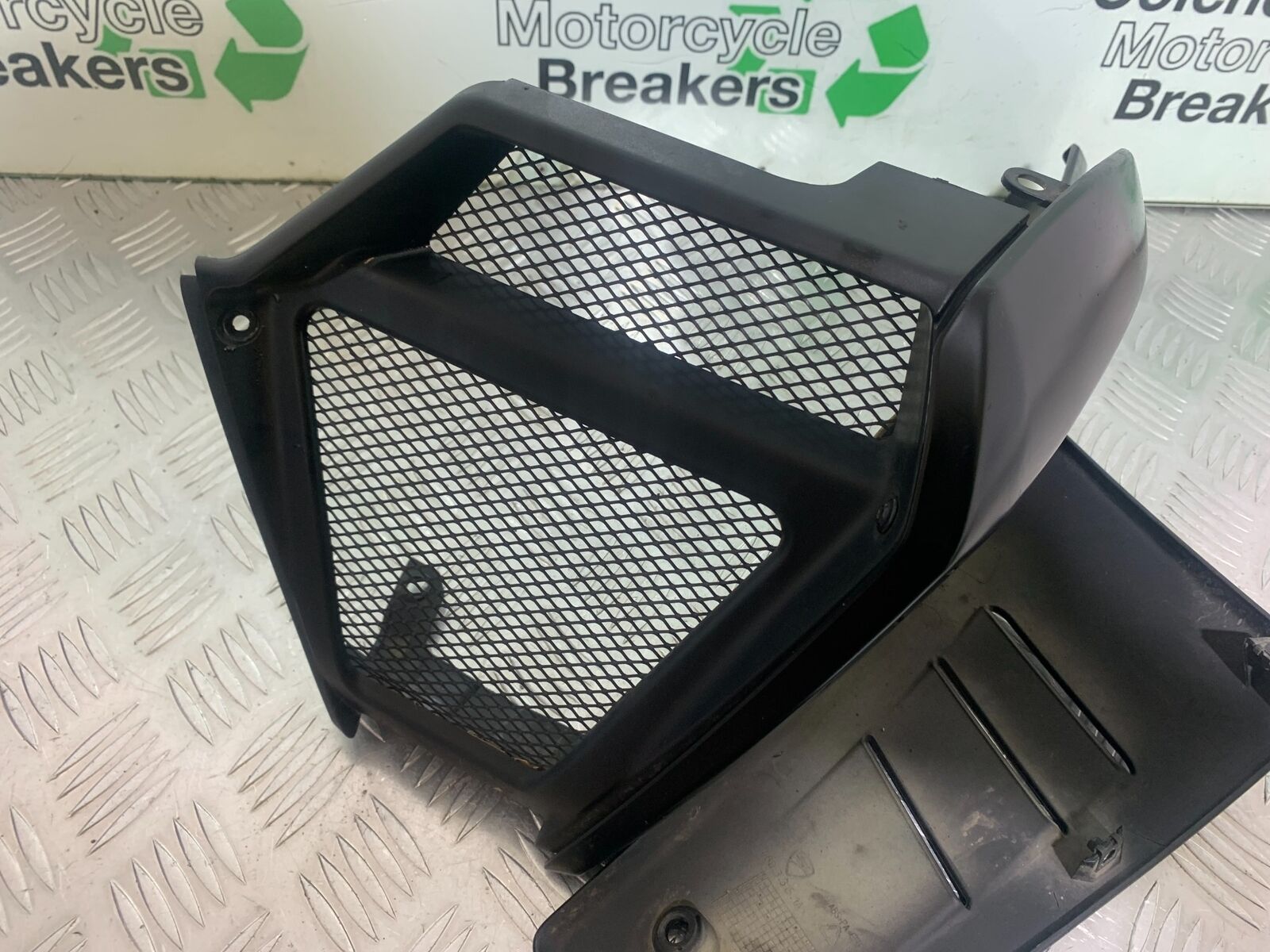 DUCATI DIAVEL 1200 BELLYPAN   YEAR 2014-17 (CMB1054)