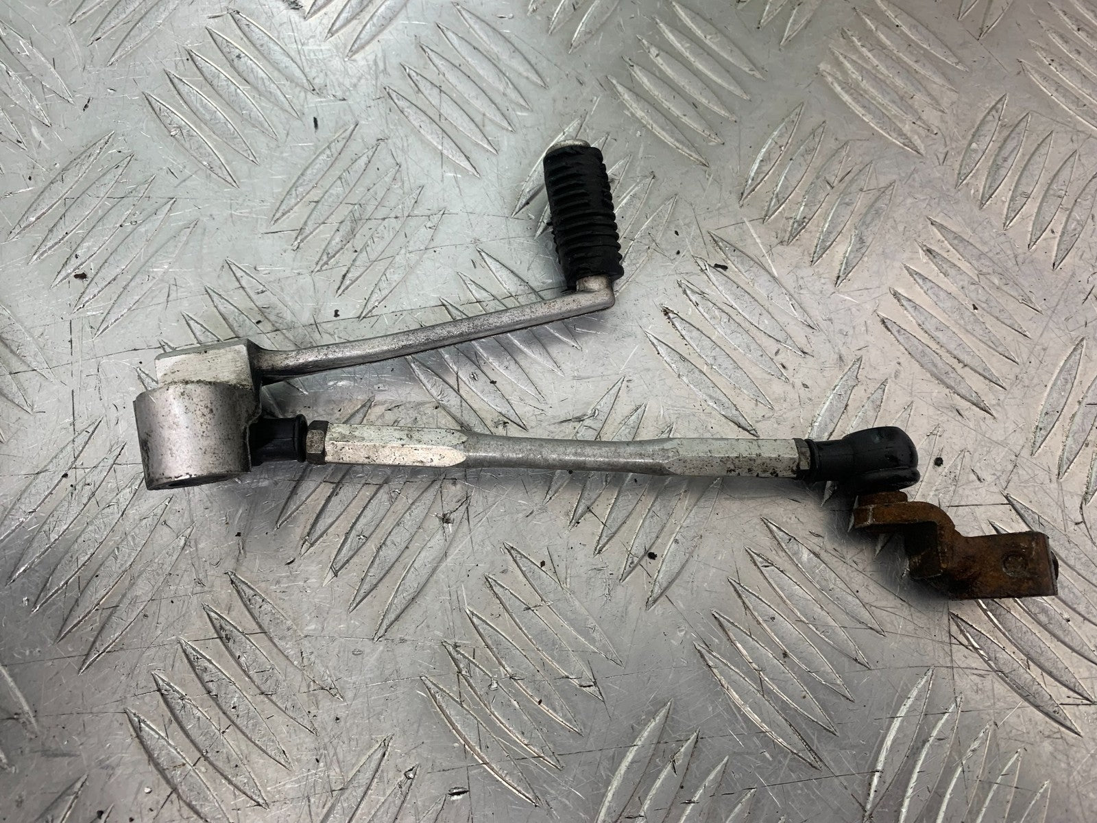KAWASAKI GTR1400 GTR 1400 GEAR LEVER   YEAR 2007-2009 (CMB1306)