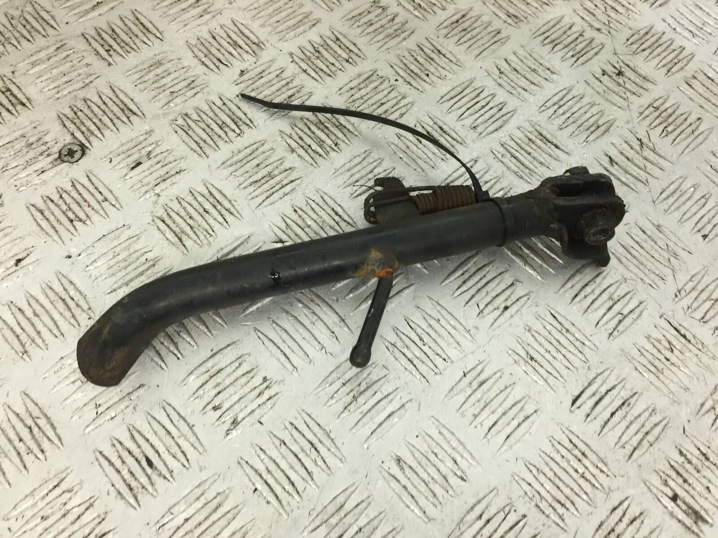 SUZUKI GSX-S 125  SIDE STAND YEAR 2017-2020  (STOCK 779)