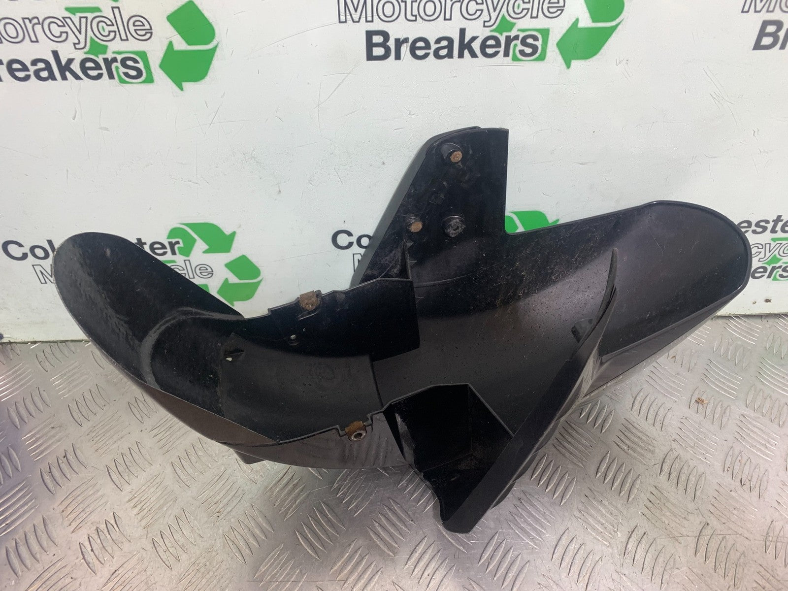 KAWASAKI GTR1400 GTR 1400 FRONT MUDGUARD  YEAR 2007-2009 (CMB1174)