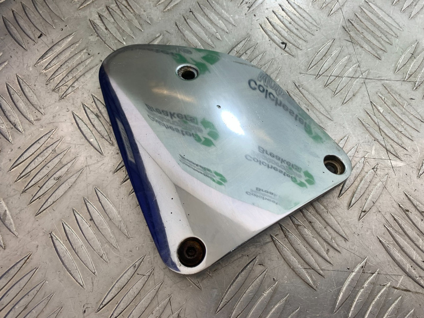 KAWASAKI VN1500 CLASSIC CHROME  ENGINE COVER   YEAR 1999 -2006 (CMB1166)