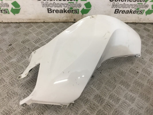 BMW R1250 R 1250 RT LEFT TANK PANEL  YEAR 2023 (STOCK 907)