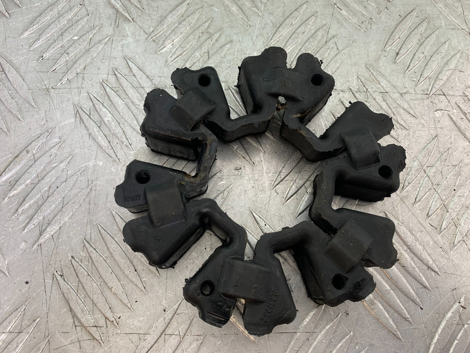 KTM RC125 RC 125 CUSH DRIVE RUBBERS YEAR 2017-2022 (CMB 1244)