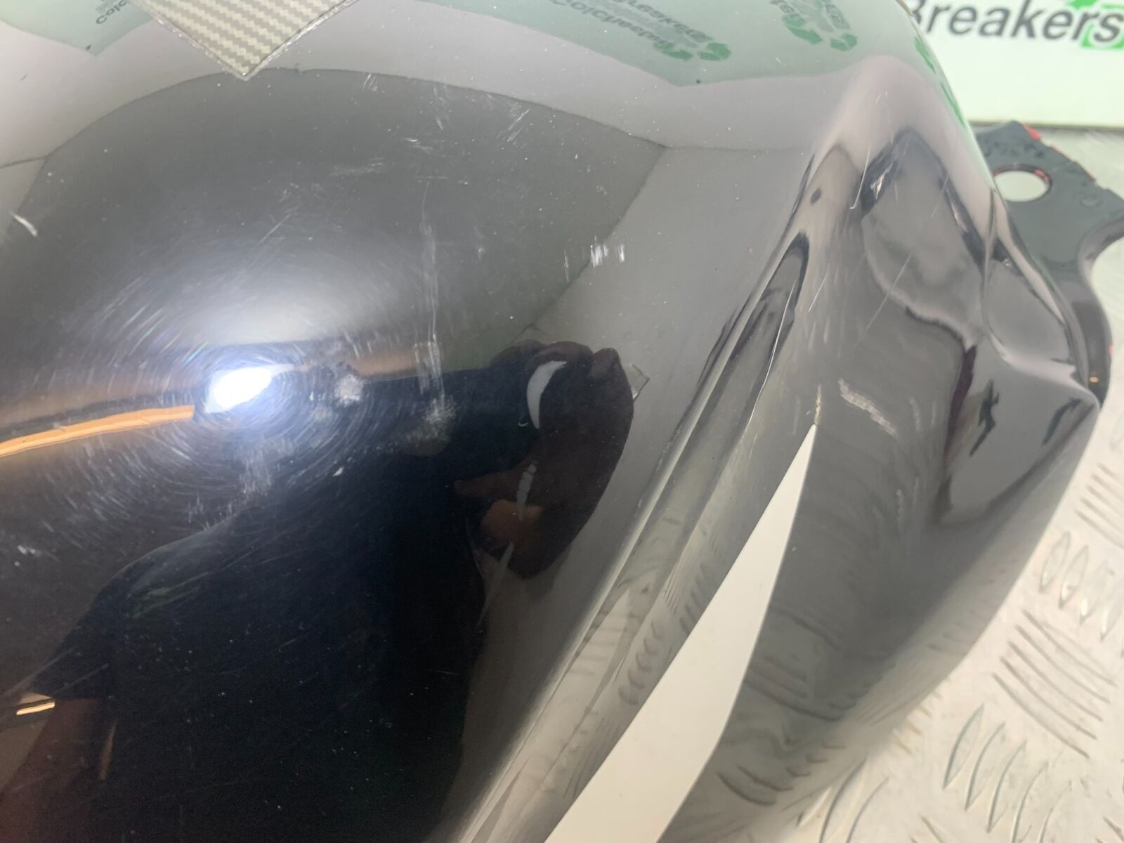 HONDA CBR 929 RRY FIREBLADE PETROL TANK YEAR 2000-01 (CMB1026)