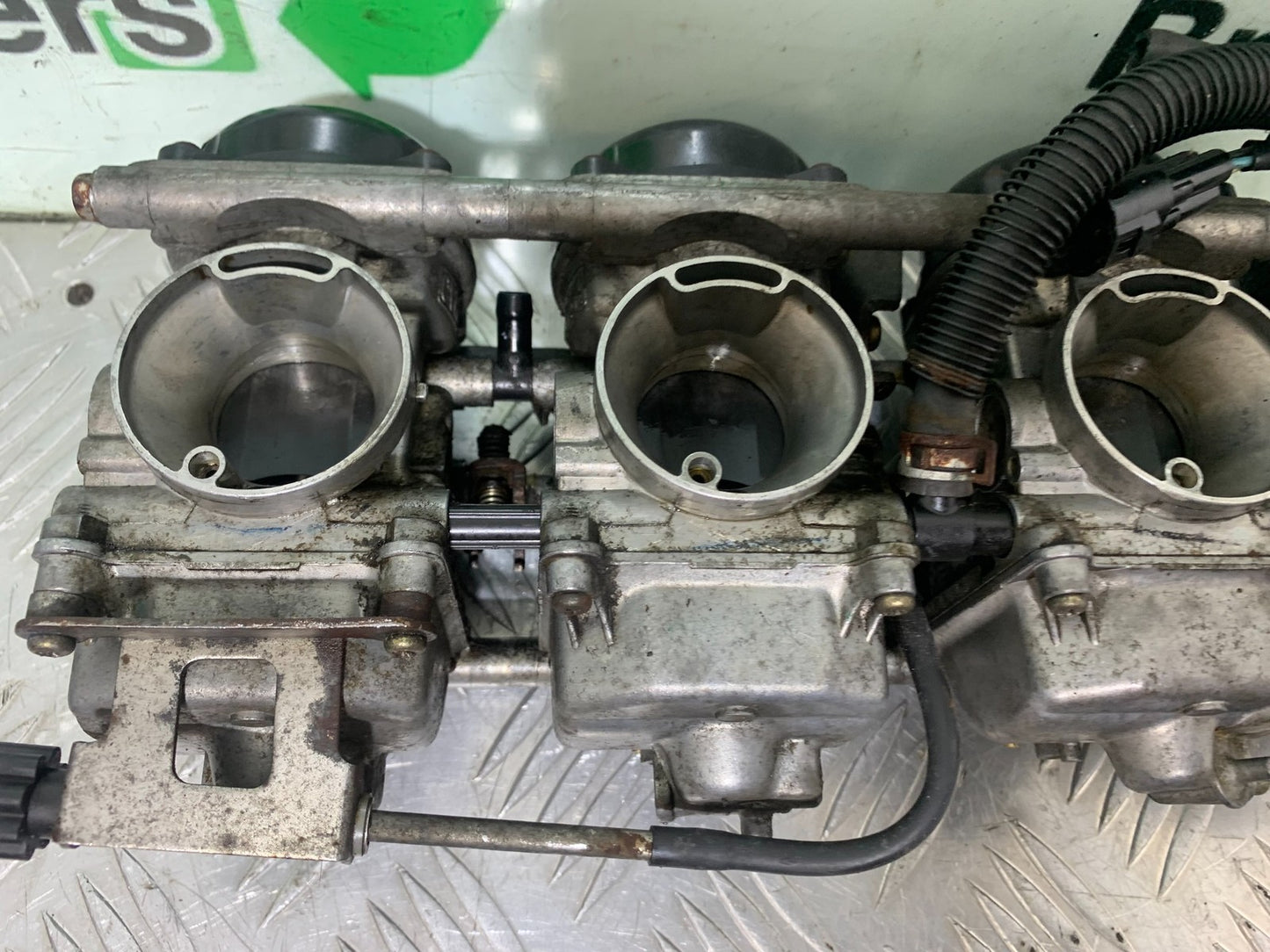 SUZUKI GSF600 GSF 600 BANDIT CARBS (SOLD AS PARTS)   2000-2004 (CMB1269)