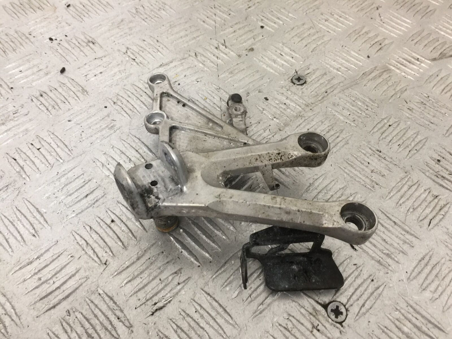 HONDA CBR1000 rr FIREBLADE FRONT RIGHT HANGER   YEAR 2004  (STOCK 853)