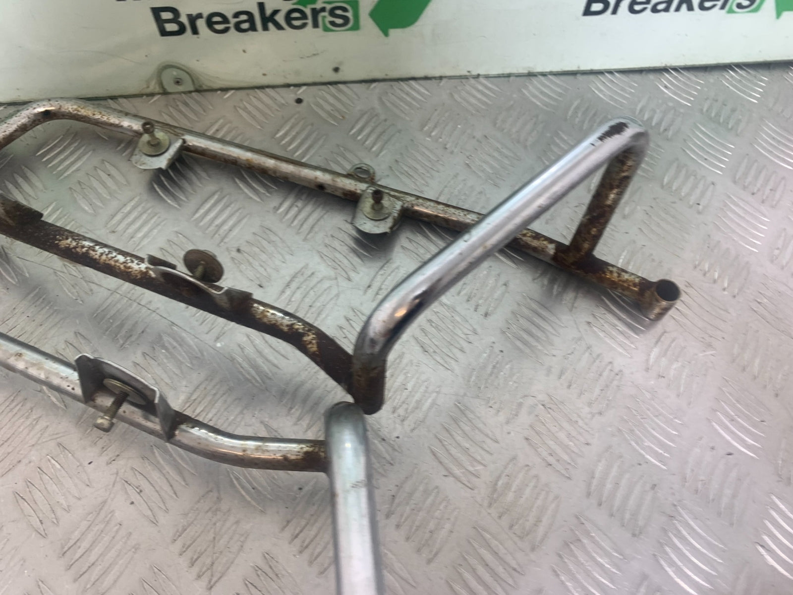 PIONEER XF250 PANNIER RAILS YEAR 2009 (CMB1143)