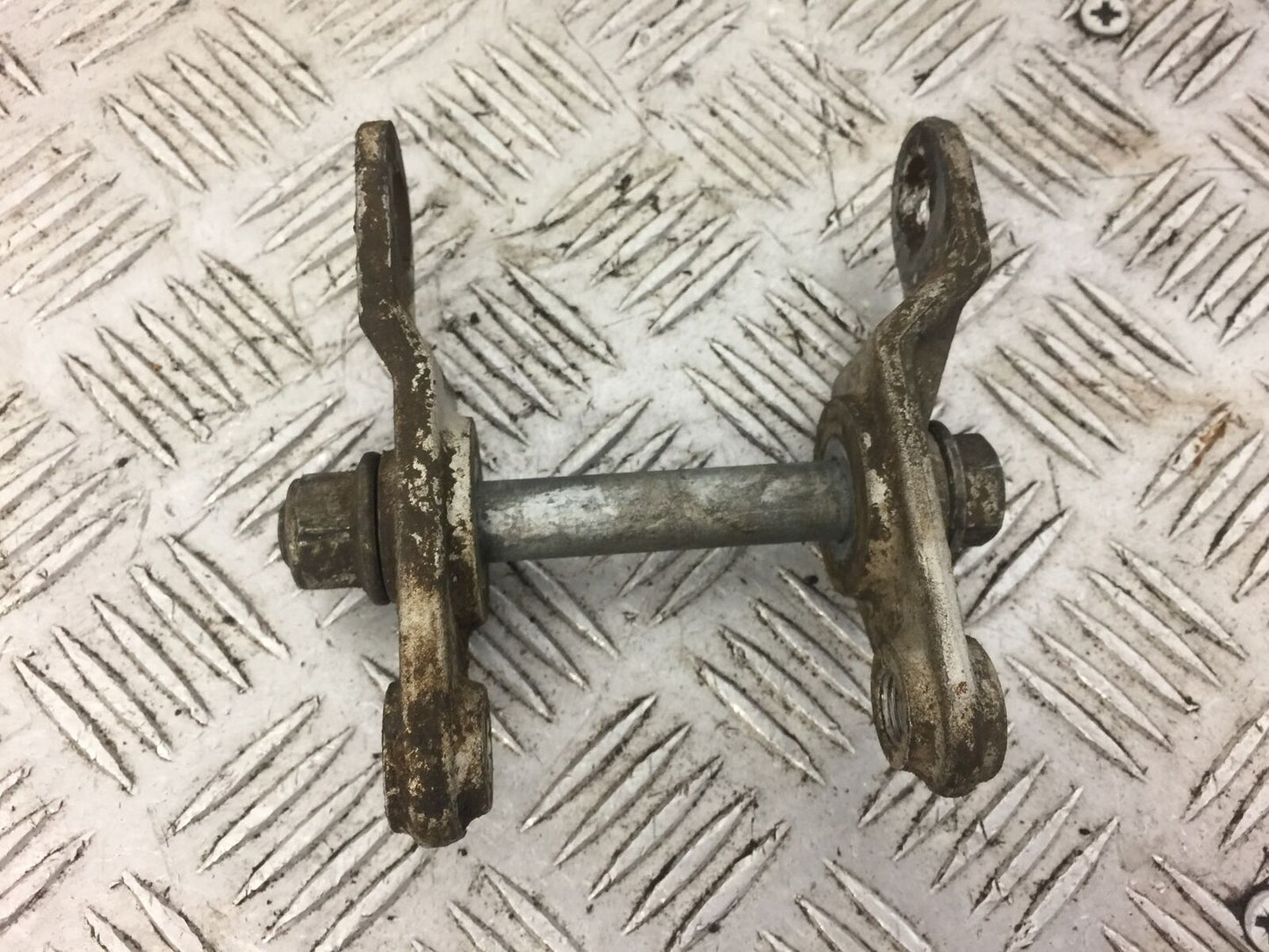 GAS GAS 450 FSE SHOCK TO FRAME BRACKETS  YEAR 2003-2006 (STOCK 508)