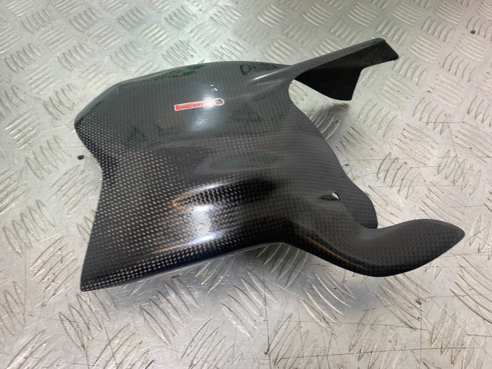 DUCATI 1198 S CARBON SWINGARM COVER    YEAR 2009-2011 (CMB1219)